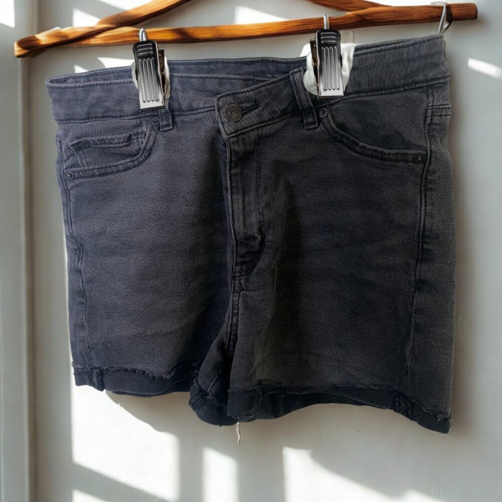 Women's American Eagle Stretch Raw Hem Black Denim Shorts Mom Jean